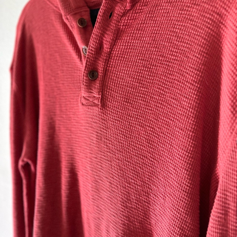 XXL Men’s Burnt Orange Button Up Henley Long Sleeve
